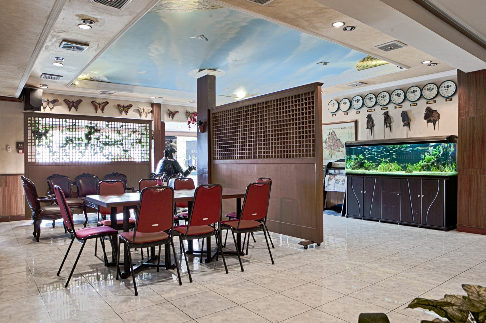בנדונג Reddoorz Plus Near Riau Street מראה חיצוני תמונה