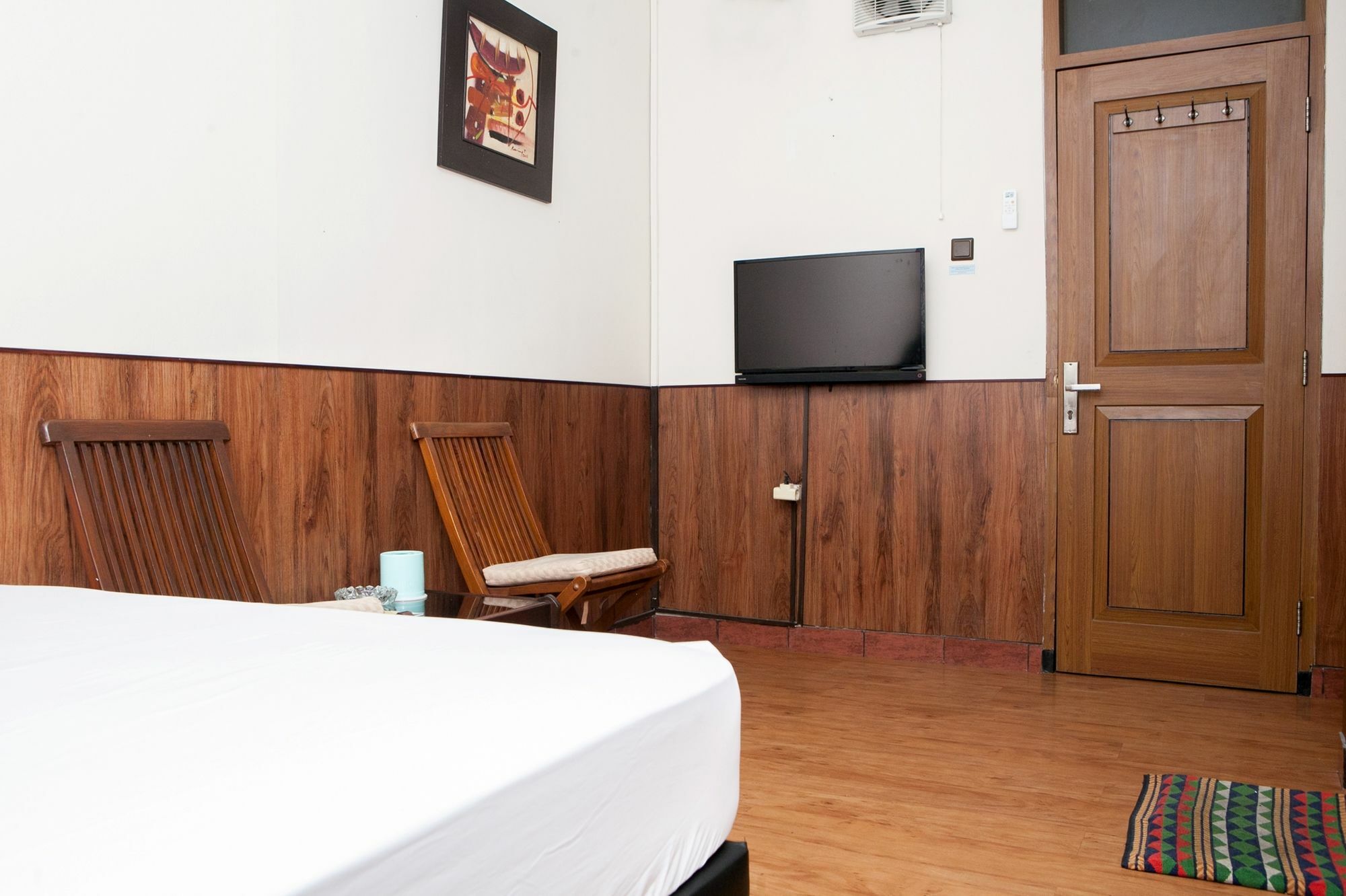 בנדונג Reddoorz Plus Near Riau Street מראה חיצוני תמונה